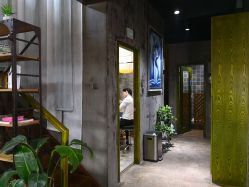-In Style Hair Salon