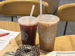 -星巴克臻选(上海合生汇1F店)