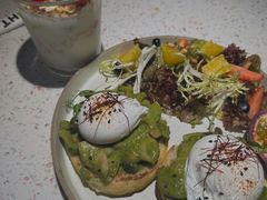 罗勒酱杂菌班尼迪蛋-BE BRIGHT KITCHEN(正佳广场店)