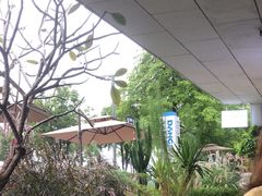 -ommo cafe(半岛城邦店)