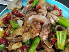 辣炒蚬子-瑞杰烧烤店·24小时营业(山东路店)