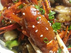 -霄汉牛三鲜湖北砂锅菜(万松园2店)