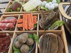 -娜姐鲜牛肉串串火锅(藏龙岛店)