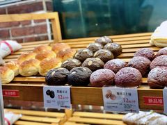 小圆面包-BROAD面包路·欧式面包(龙湖时代C馆店)