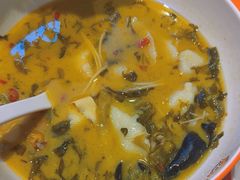 -小六鱼你.下饭酸菜鱼(益田假日广场店)