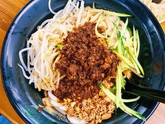 凉拌辣肉-丽虹云南过桥米线(兴工街店)