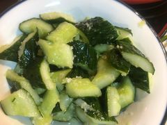 -虾弄弄海派小龙虾·牛羊蝎子火锅