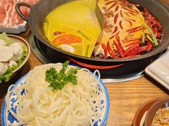 -巴卤社老火锅(财富店)