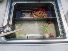 小鸳鸯锅底-野妹火锅(龙岗店)