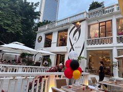 -Mark&Mars Restaurant