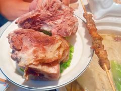 -三人行骨头王火锅(长寿店)