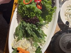 -老牌坊云南鱼豆花火锅(哈西万达店)