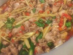 -兔行天下-鸿鹤鲜锅兔(中海国际店)