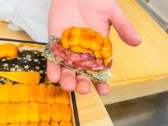 金枪鱼海胆寿司-鮨清日本料理