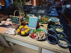 -大中华希尔顿酒店-念自助餐·海南美食·三文鱼