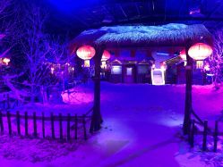-圣名游乐城冰雪大世界