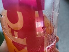 -肯德基(虹桥机场T2北指廊精选外卖点店)