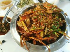 -凤凰路何眼镜香辣蟹(花果园店)