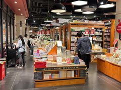 -西西弗书店&矢量咖啡(壹方购物中心店)