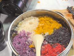 -刘姐啤酒鱼民族演艺餐厅(西街总店)
