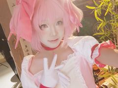 -米游妙妙屋cosplay换装自拍摄影体验馆