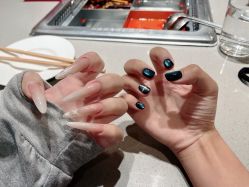 -晨·艺美甲美睫