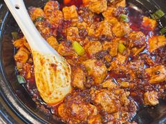 -万重锦·人文川菜馆(骡马市店)