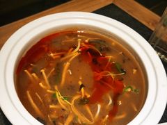 酸辣汤-安多素食(广仁寺路店)