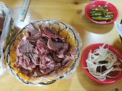 -闫家驴肉火烧(五四店)