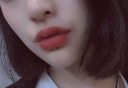 -AI艾耳·专业手工耳洞·穿孔美学馆
