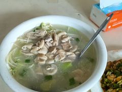 -茅屋大酒店