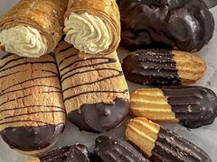 -上海哈尔滨食品厂(长宁龙之梦购物公园店)