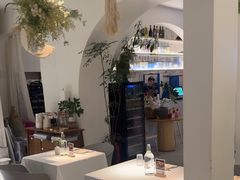 -春树下·树屋花房西餐厅(罍街AS1980店)