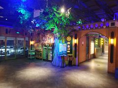 大堂-胖老汉椒麻鸡清真新疆菜(西御街店)