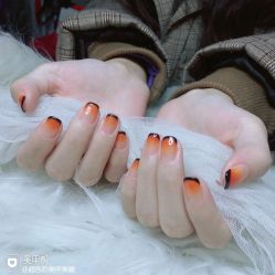 -Pink You美甲洗眉纹绣定制中心