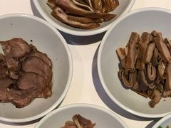 卤味合拼-黔蘑菇四季餐厅(观山湖店)