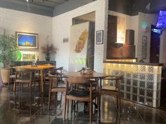 -JINNS锦时 steak&pizza(浸信会礼拜堂旧址店)