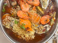 -老东镇啤酒屋海鲜加工·蒸汽海鲜·海鲜烧烤(台东店)