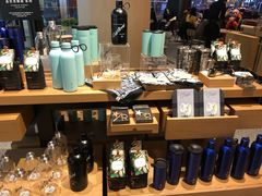 零售区-星巴克臻选(上海合生汇1F店)