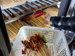 -拈签一笑黄牛肉辣卤串串