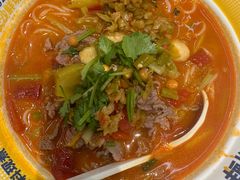 -粉小主·贵州酸汤牛肉粉(南京仙林金鹰店)