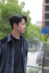 -一家只做男发烫染的店