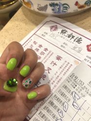 -手牵手美甲