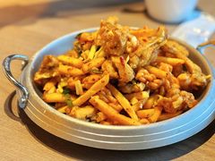 干锅牛蛙-日进一片海.生腌海鲜火锅.宵夜烧烤(三里屯总店)