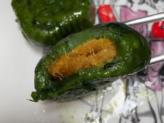 艾叶咸蛋黄肉松青团-王家沙点心店(南京西路总店)