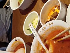 -渝是乎酸菜鱼(龙旗购物中心店)