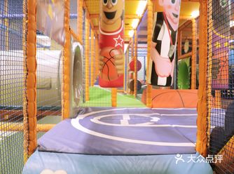 迷宫中认识世界名胜古迹