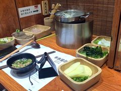 -独食火锅·半米屋台(直营总店)