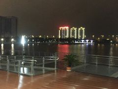 -翠山·映月湖景餐厅(映月湖公园店)