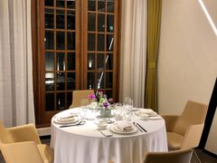 -伯衡55·吉品轩(乌鲁木齐南路店)